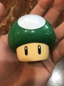 Super Mario Brothers Green Mushroom Nintendo Action Figures Toy with sound