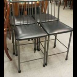 24 Inch High Stools 