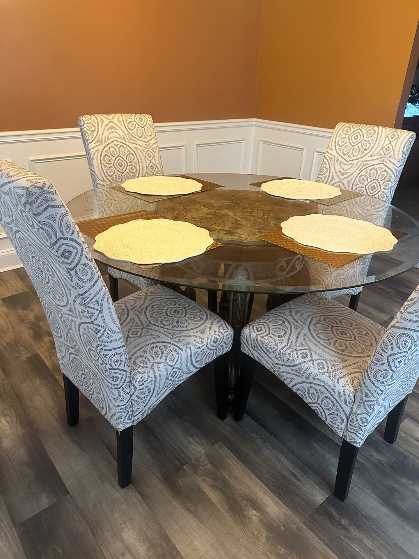Dinning Room Table And Sofa Table