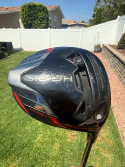 Taylor Made Stealth Plus+ Driver with head cover