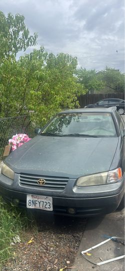 1999 Toyota Camry
