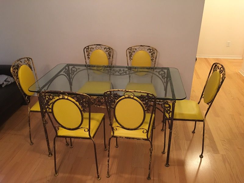 Vintage table with 6 chairs