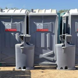 Portable toilets🚽🧼🧻 for parties🎉 / events🎈
📞TEL : (contact info removed)