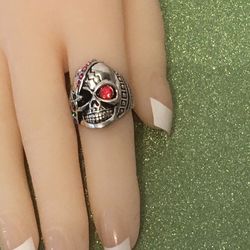 🏴‍☠️ Pirate Skull Ring, Size 8 ☠️ 