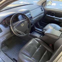 2008 Honda Pilot 168k $1800obo