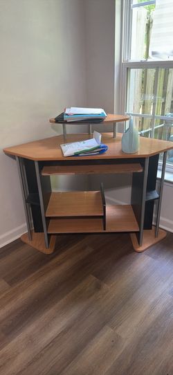 Corner Desk (Moving Sale)