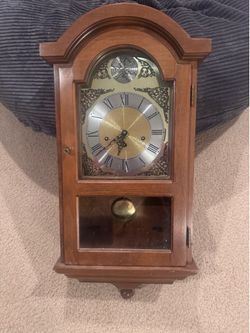 Vintage Tempus Fugit Wall Clock