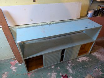 Wooden shelf system