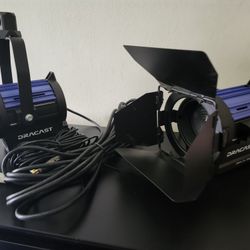 2 Dracast Fresnel Studio Series LED200 Lights