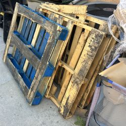 $30 For 5 Wooden Pallets