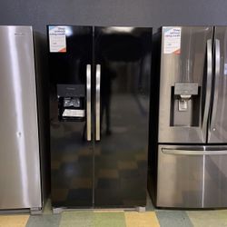 frigidaire side by side refrigerator with water dispenser and ice maker glossy