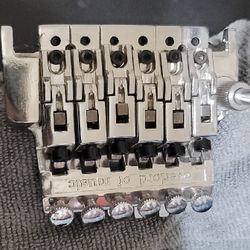 Floyd Rose Tremolo Floating 
