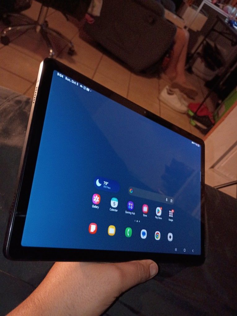 SAMSUNG TABLET