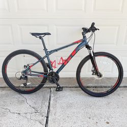GT Aggressor Pro Mountain Bike