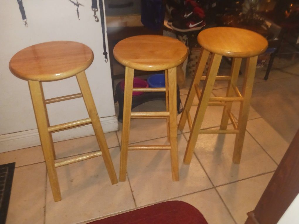 3 Solid Wood 26in Bar Stools 10 Each Firm