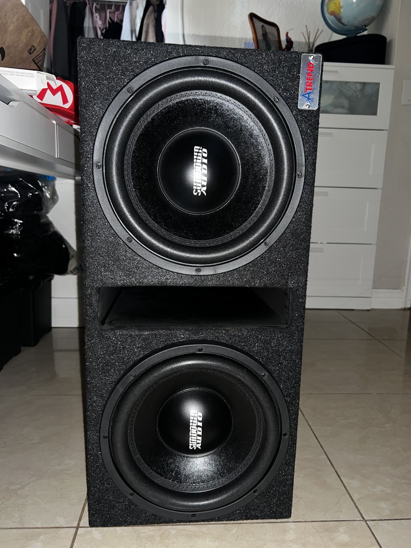 Sundown 12 Inch Subs With Enclosure 