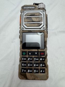 Baofeng radio ( no battery / no antenna)