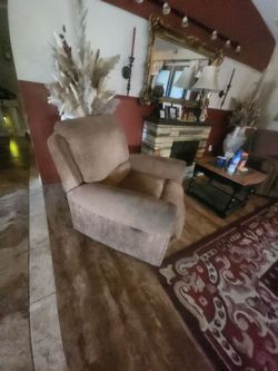 2 swivel rocker recliners