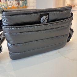 Think Royln Cross Body Travel Bag