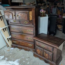 vintage chest of drawers and nightstand BRING MUSCLE 
