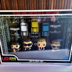 Funko Pop Moment Deluxe U2 ZOO TV TOUR 1993 05 Walmart Limited Edition Exclusive
