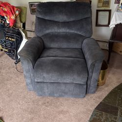 Power Lift Lounge Chair