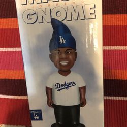 Magic Johnson bobblehead