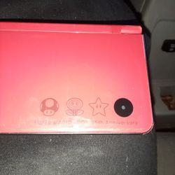 Nintendo DSi XL 
