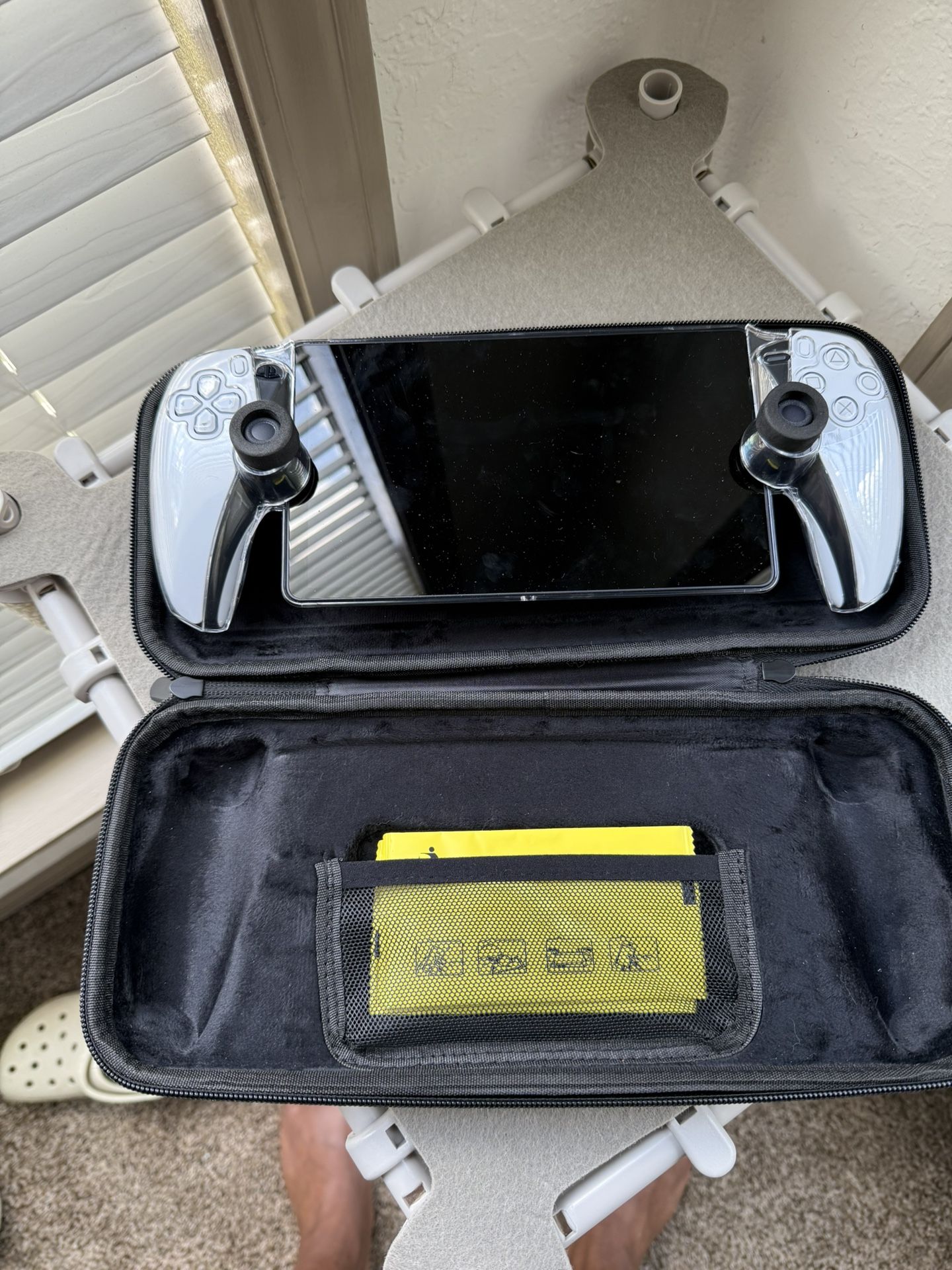 PS5 portable