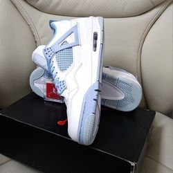 Jordan 4 Retro 