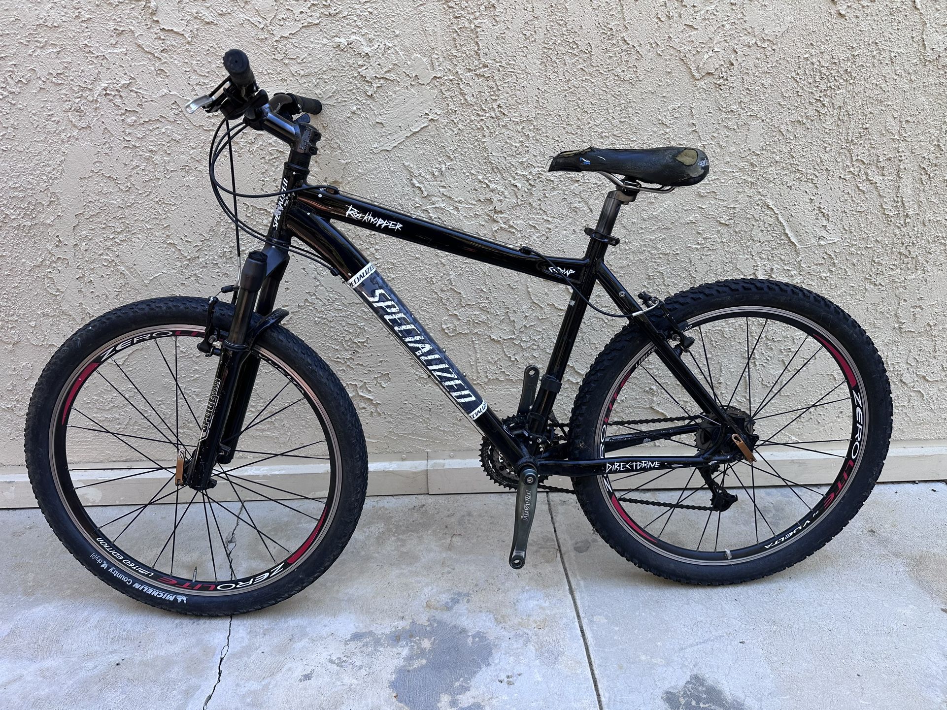 Specialized mountain bike, bicycle bike
