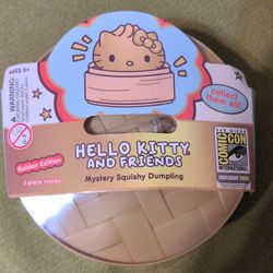 Hello Kitty squishy dumpling