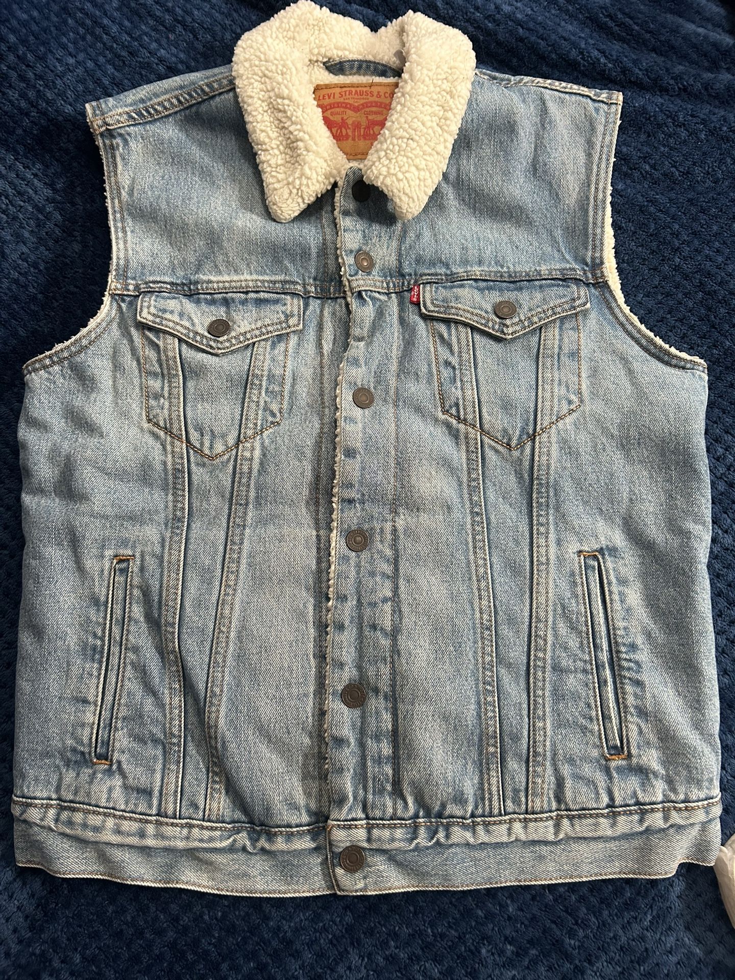 Levi’s Denim Sherpa Lined Best