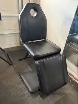 Massage/tatttoo chair