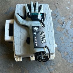 Nintendo Power Glove