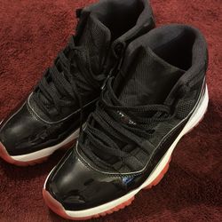 Jordan 11 Bread 