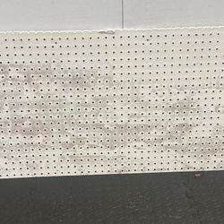 Free Pegboard