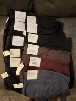 11 Aeropostale Leggings size S - NEW