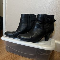 Women’s Leather Ankle Boot Black 7M
