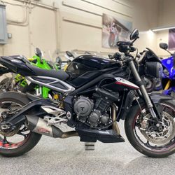 2018 Triumph Street Triple RS 765