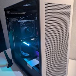High End Gaming PC (Ryzen 7700X, RTX 3070 Ti, 32GB DDR5, 2TB SSD)