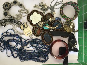 Ladies Accessories and Jewelry