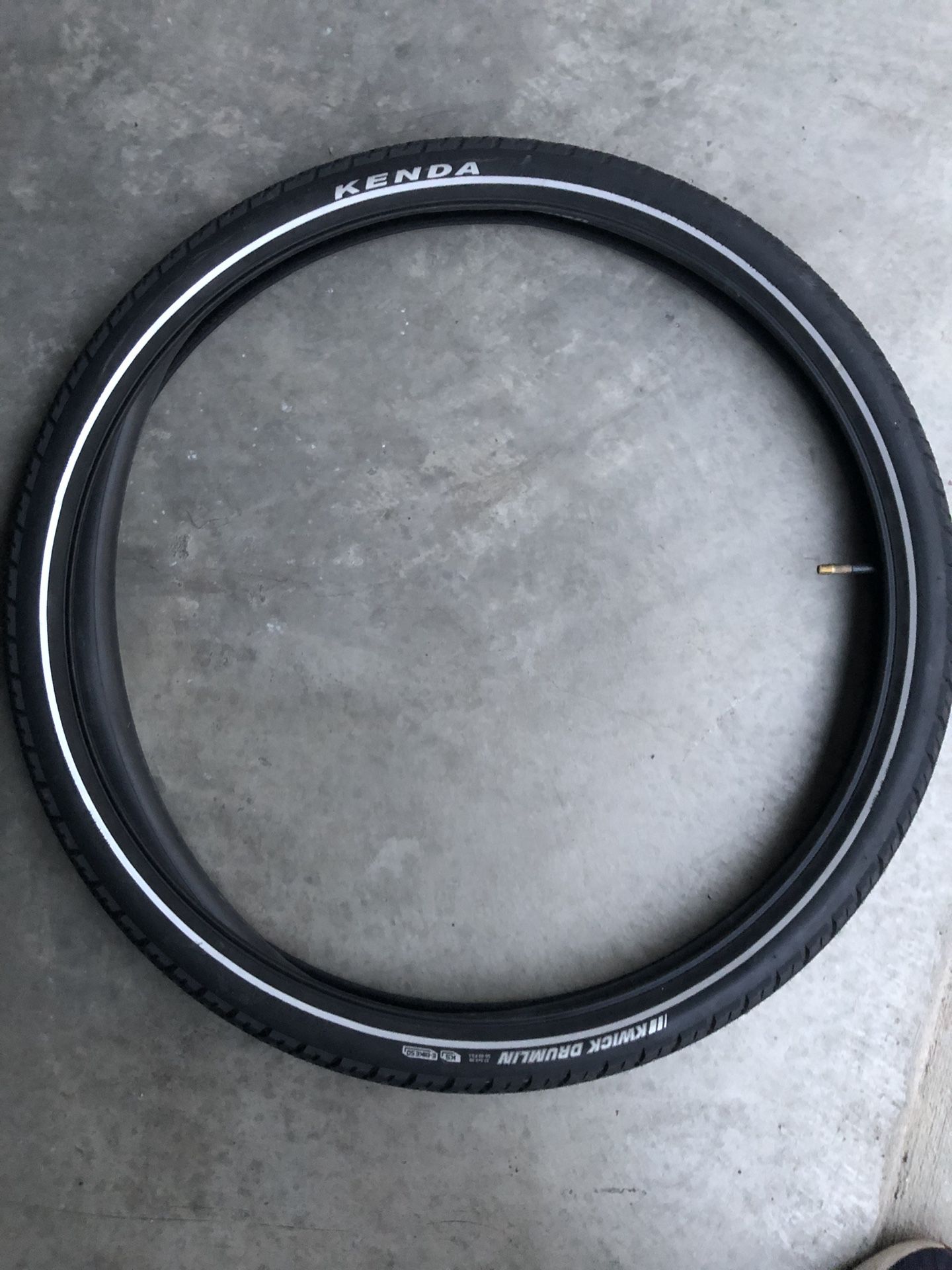 Bicycle Tires Kendra  27.5 In Black Inner Tube Included