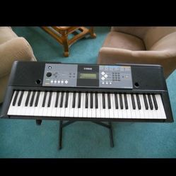 Yamaha Keyboard Psr E233