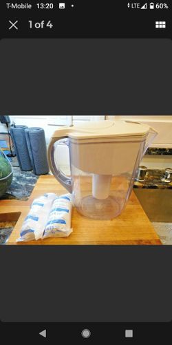 BRITA Grand 10 Cup Water Pitcher with 2 Filter Included OB36/0B03