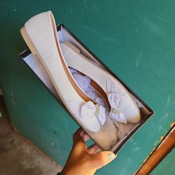 Women Flats