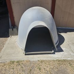 Large Dog House (German Shepherd Dog Size)