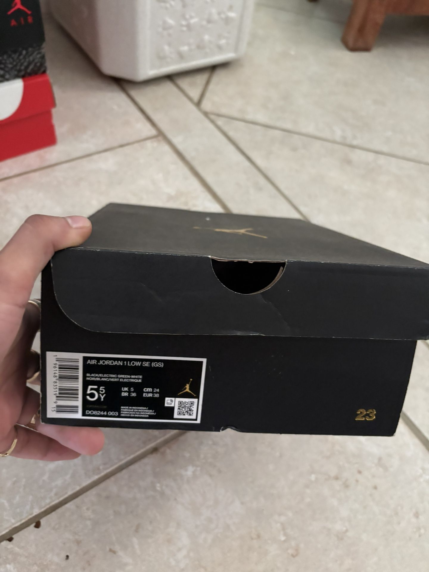 AIR JORDAN 1 LOW SE (GS) 5/5y