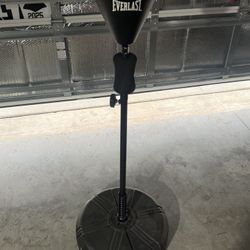 Everlast Adjustable Reflex Speed Bag – Freestanding Punching Bag for Boxing Training