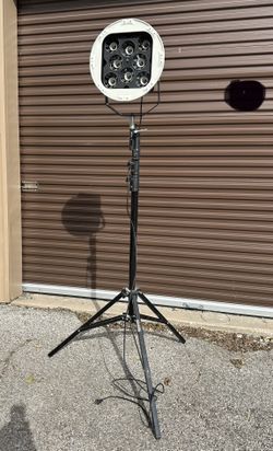 BRITEK PRO-6000 PHOTO COOL LIGHT MAX 6000W LUMEN & Pro Heavy Duty Light Stand TRIMAX.